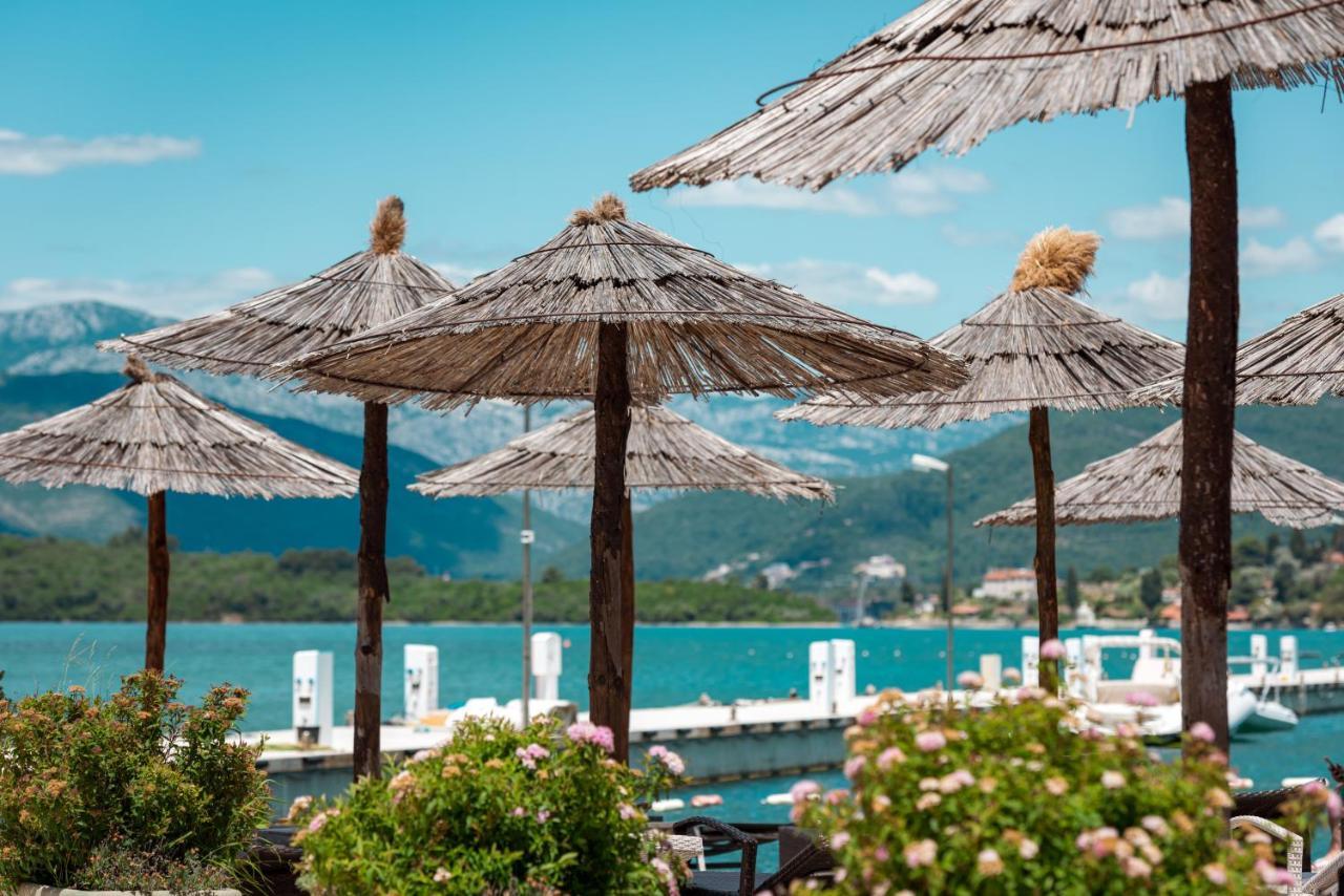 Aquata Apartments Tivat Eksteriør billede